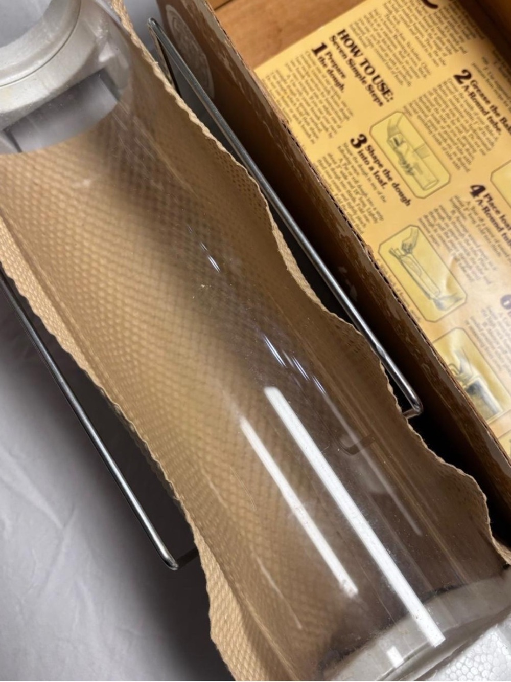Pyrex Bake-a-Round Baking Tube & Rack - Picture 3 of 8